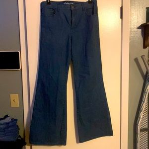 Victoria secret high rise wide leg flares. Size 14 worn once.